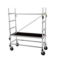 Echafaudage roulant aluminium 4. 7 m, cent 347703